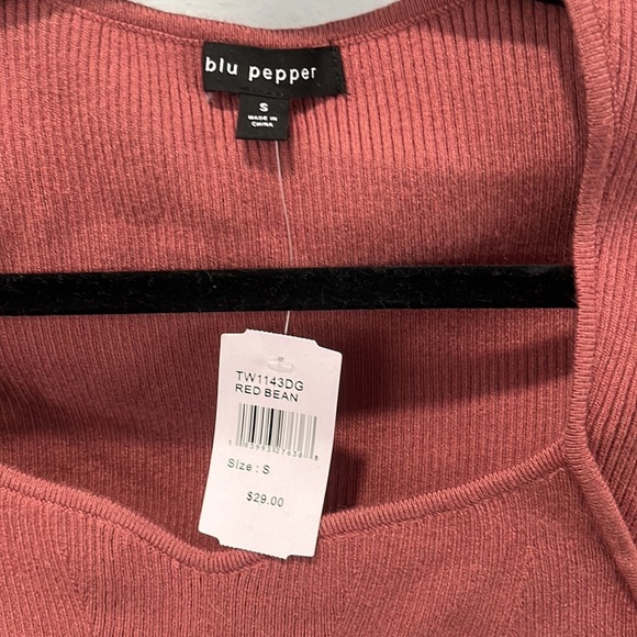 Blu Pepper Sweater top - Picture 2 of 3